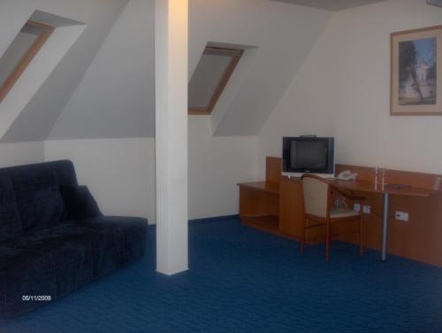 Panzio Sissi Hotel Godollo Ngoại thất bức ảnh